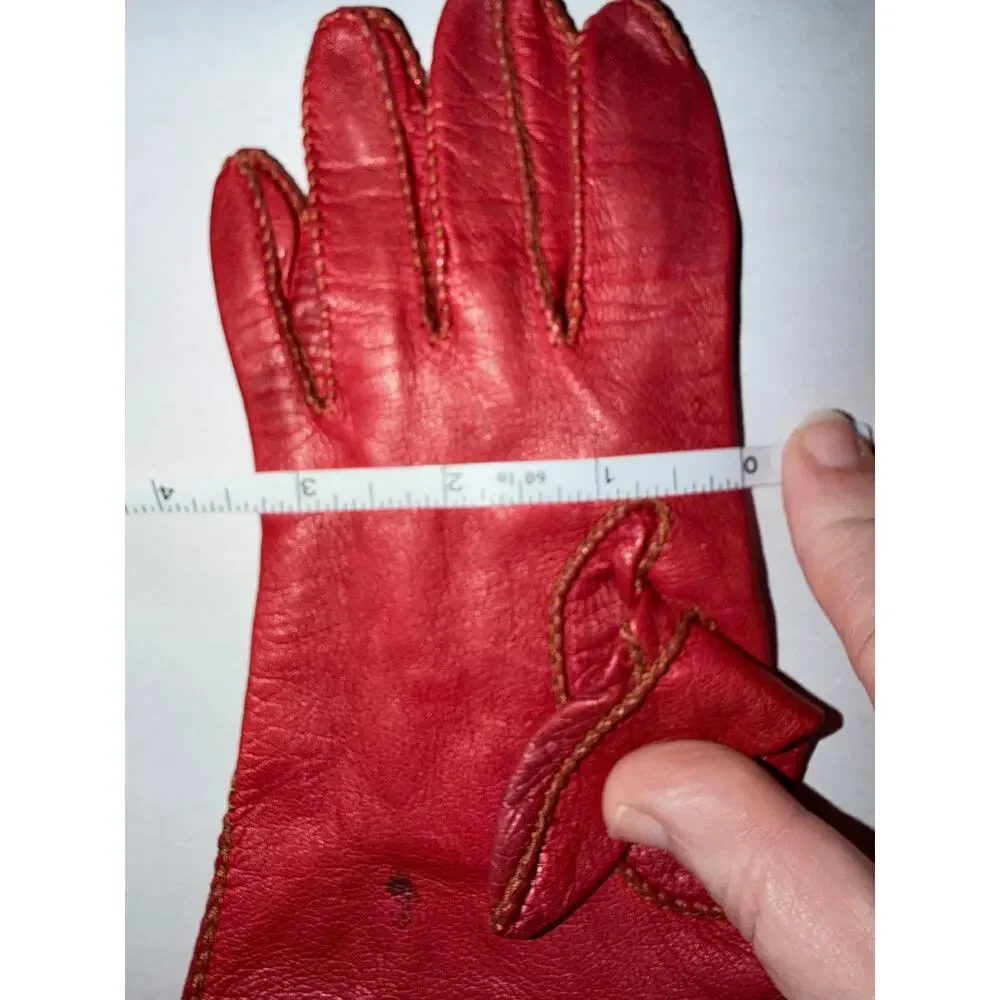 Vintage red leather women’s driving gloves bold classy old money preppy