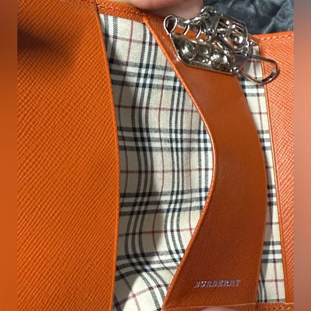 Burberry like new