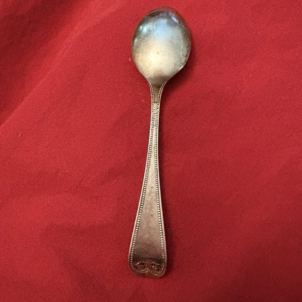 Baker-Manchester elegant vintage