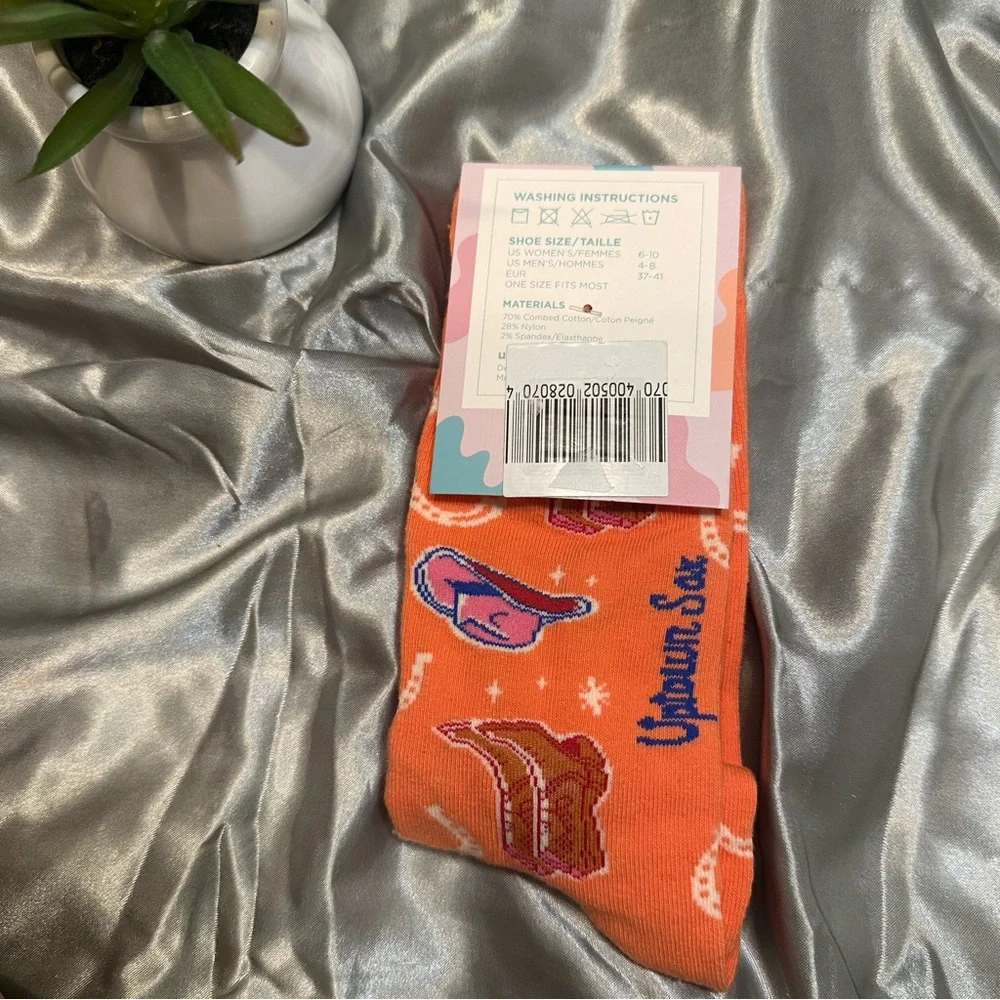 UPTOWN SOX add pop