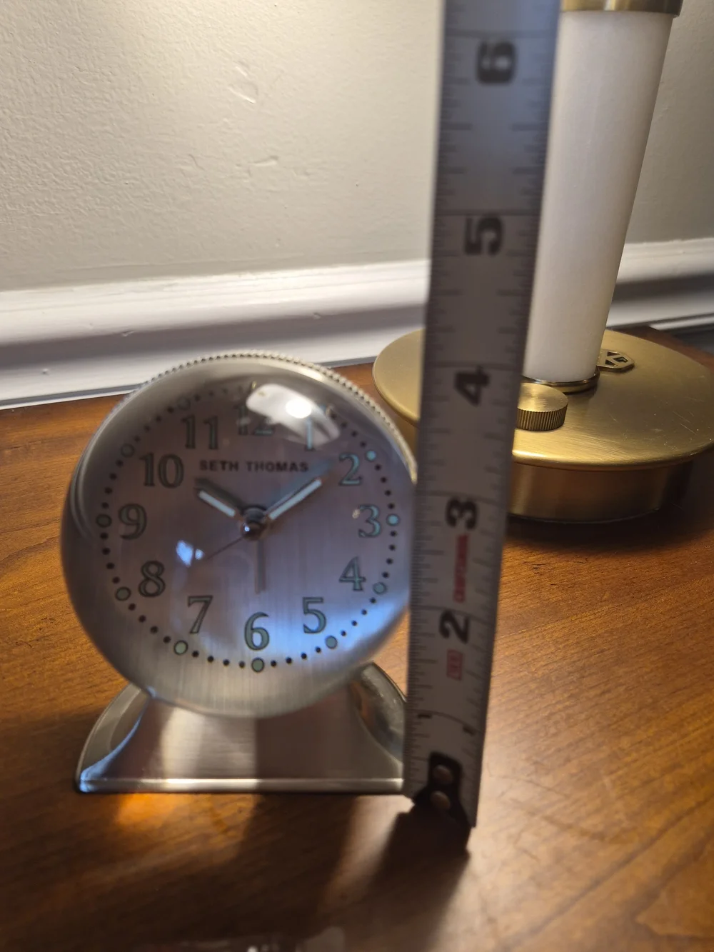 Vintage Seth Thomas Clear Bubble Face With Silver Base  Table Clock
