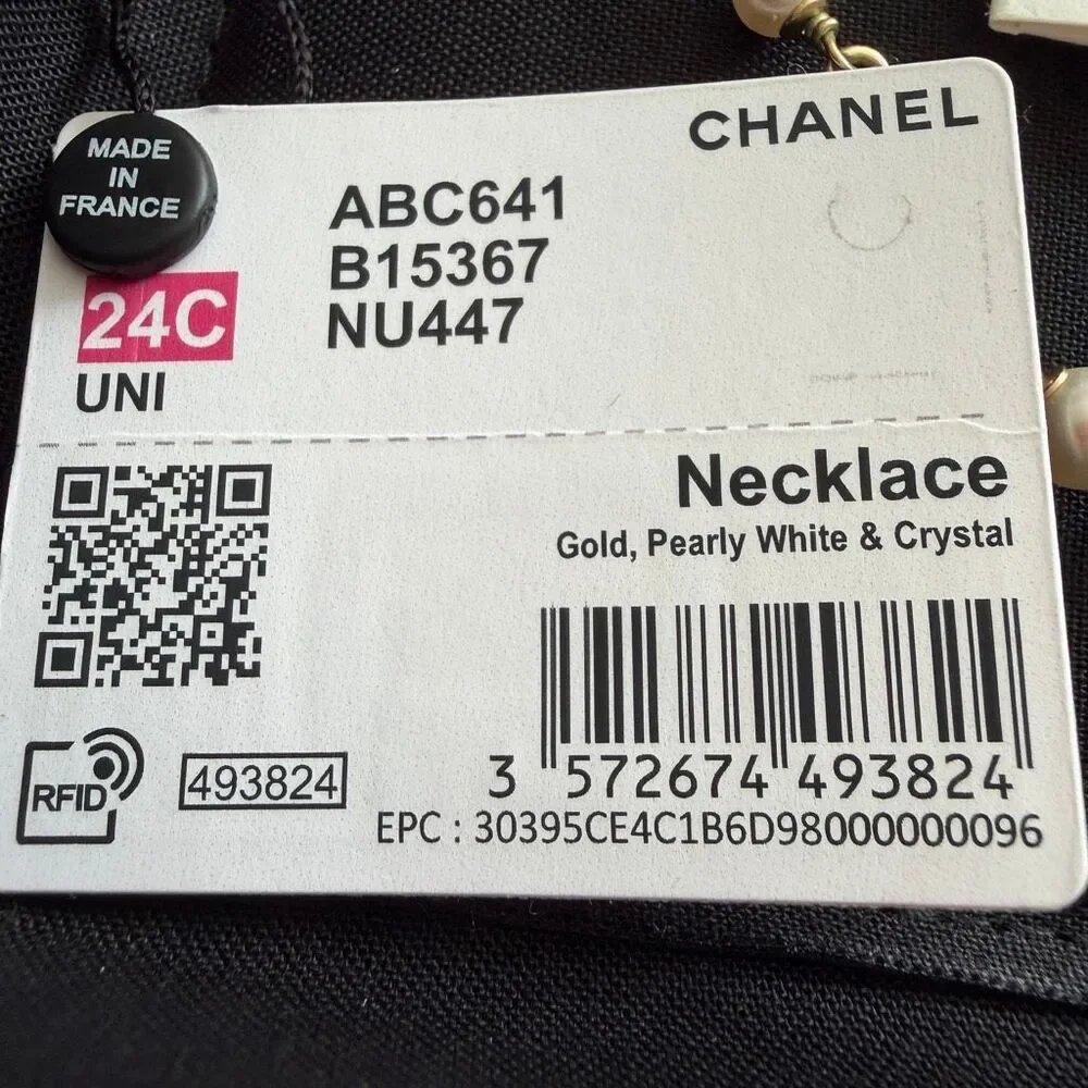 CHANEL included scratches