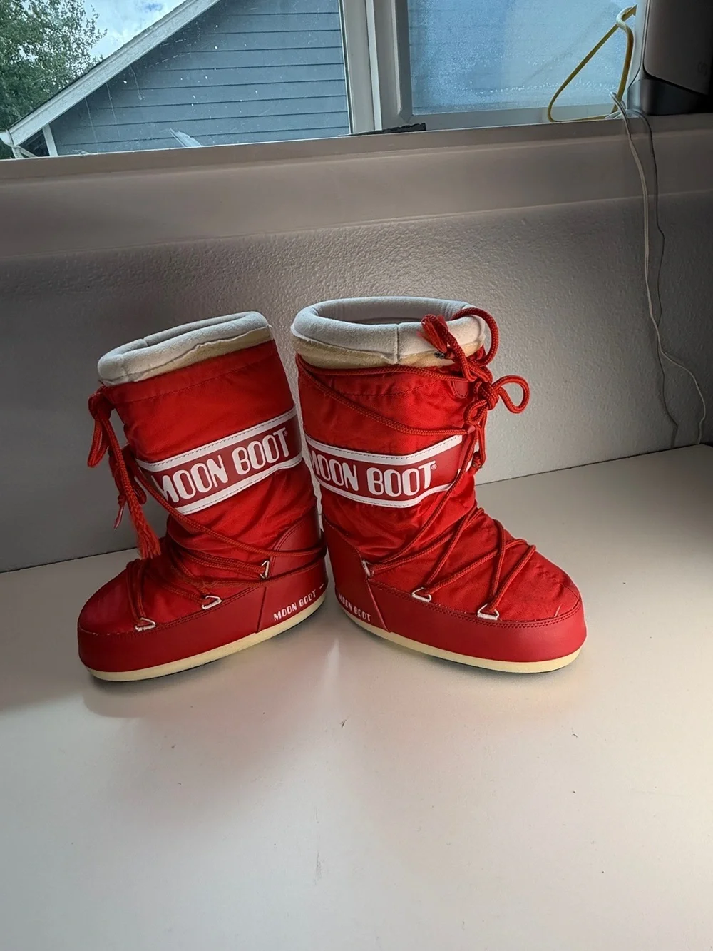 Moon Boot iconic moon