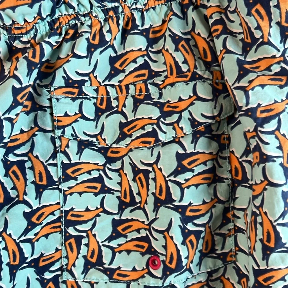 Tommy Bahama free men’s