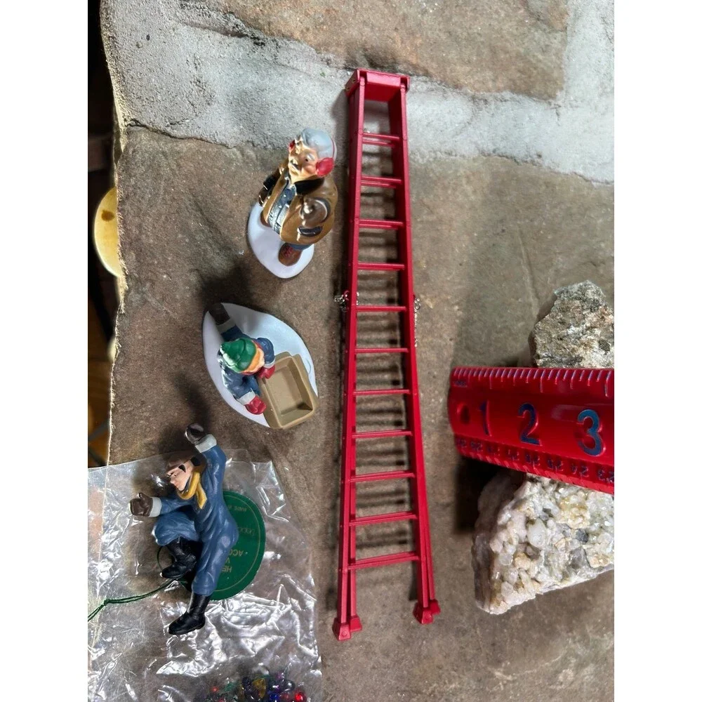Dept 56 Town Tree Trimmers #5566-2 with box