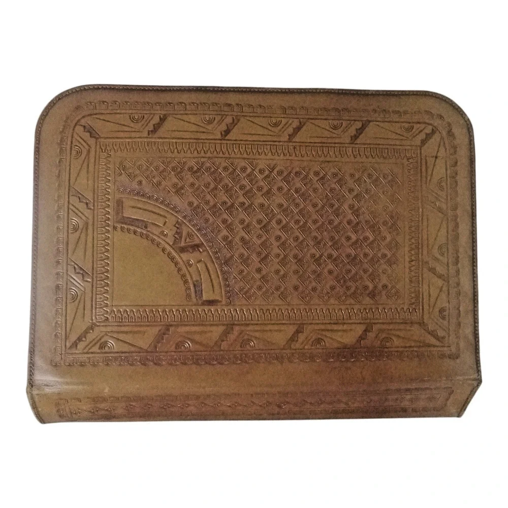 Vintage 1970s Mexican Tooled Leather Briefcase Portfolio Zip Around 14