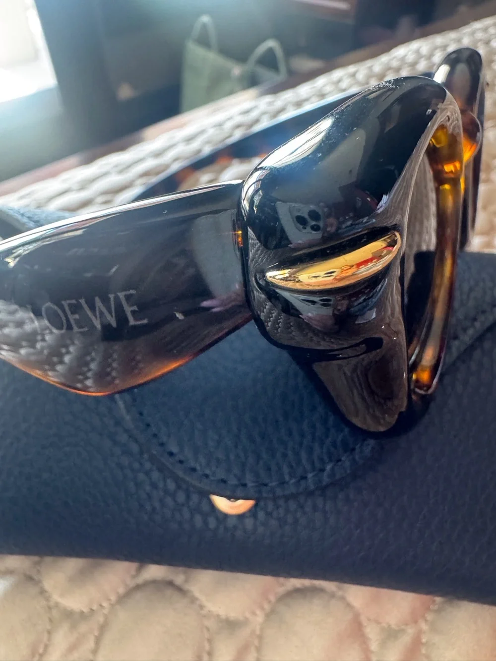 Loewe Women Tortoiseshell Round Cat-Eye Sunglasses with Dark Lenses NEW
