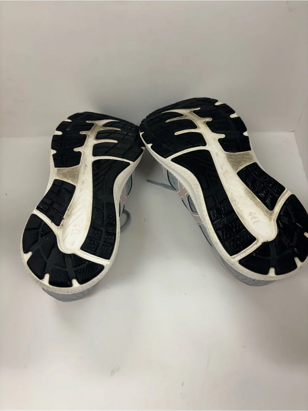 ASICS AMPLIFOAM most sports