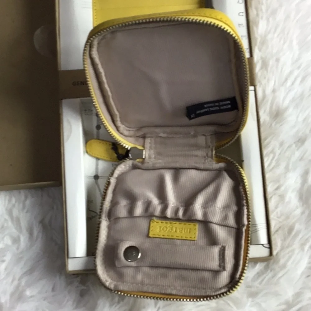 Margot New York 100% Leather Gift Set