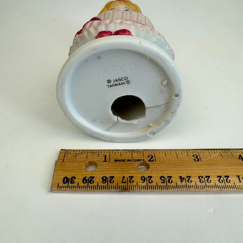 Vtg Pomander‎ Potpourri Holder Porcelain Jasco Girl Roses Pink Girly Victorian