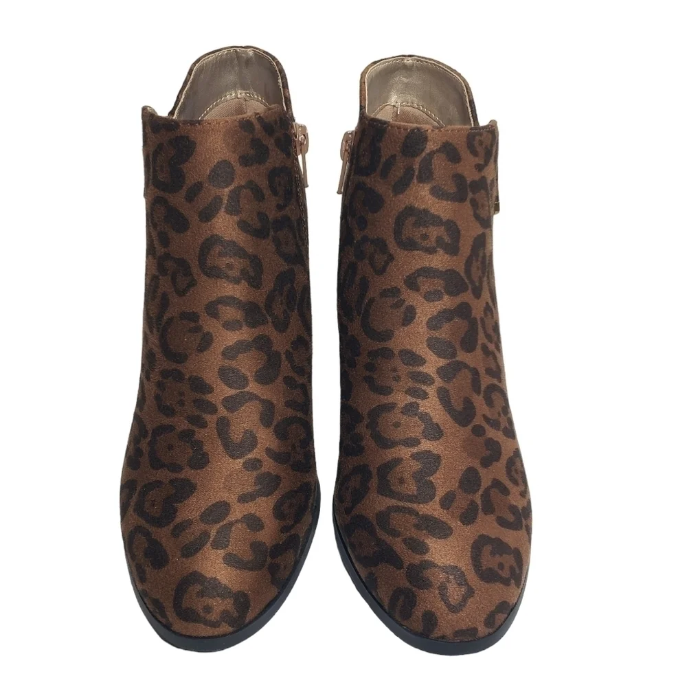 Style & Co MASRINAAF Brown Leopard Zip Closed Toe Ankle Booties Sz 7.5M