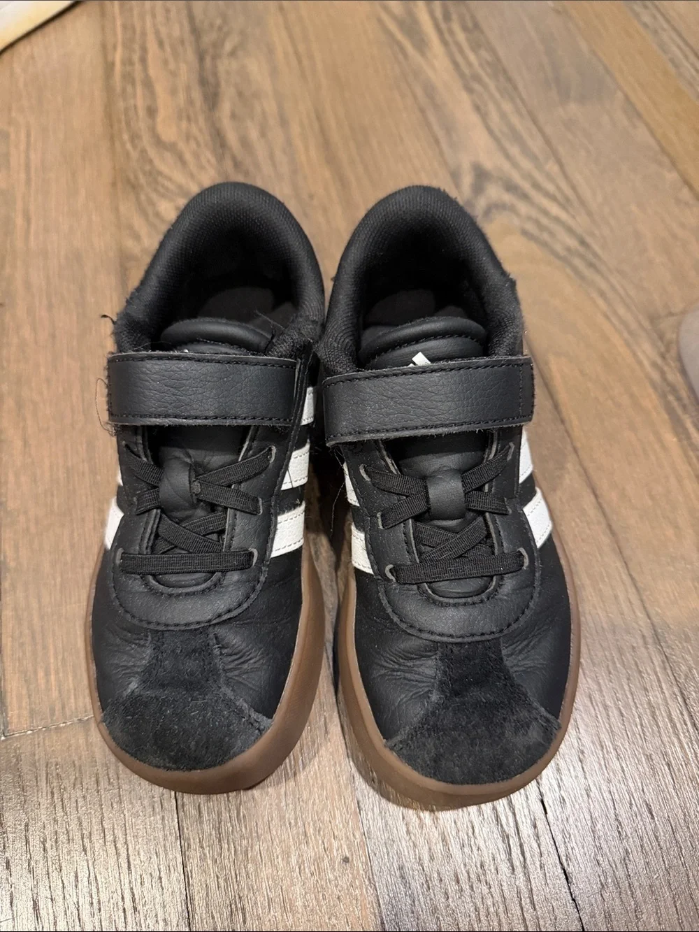 adidas low top