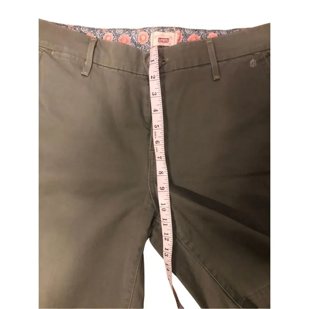 Levis levi’s olive