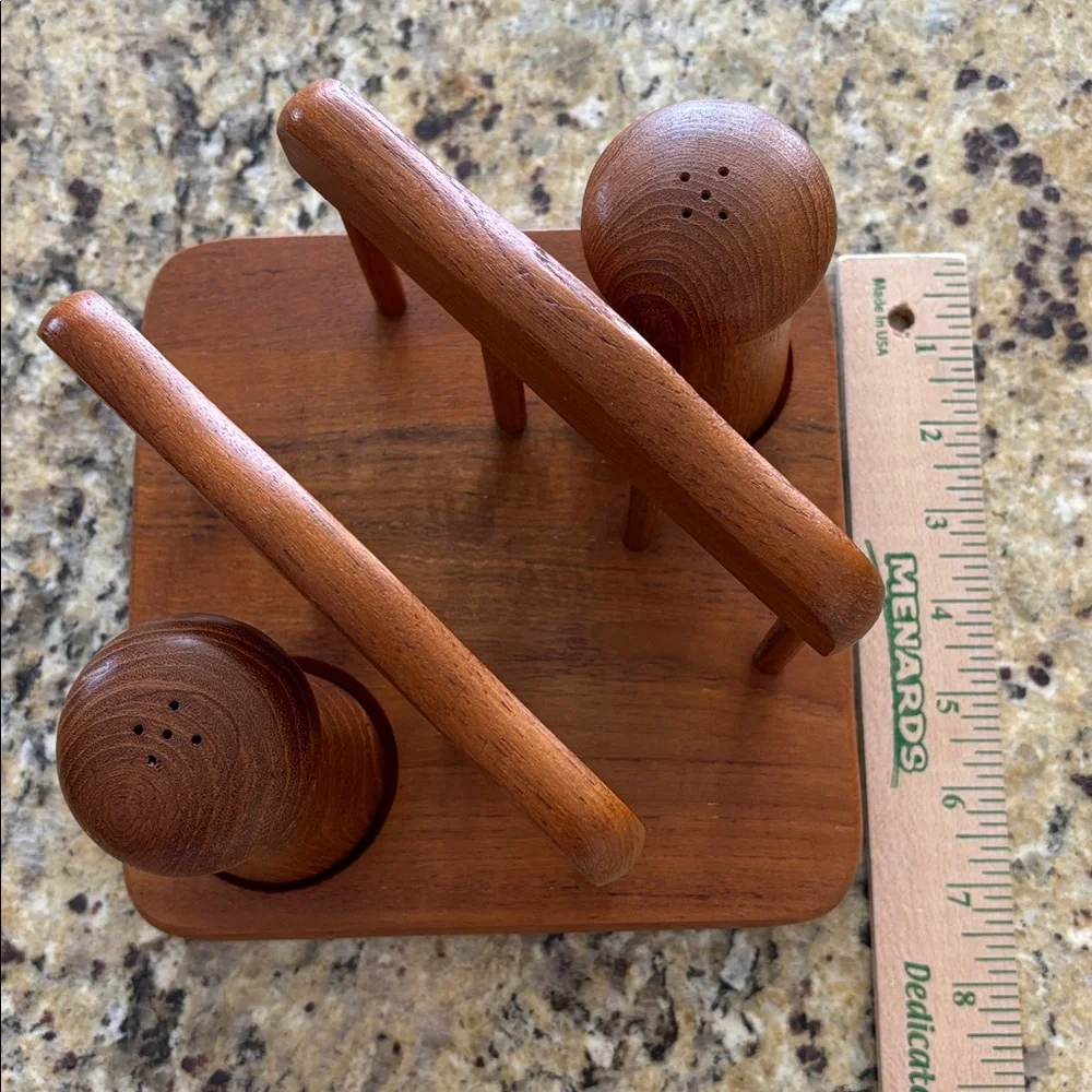 Vintage Teak Wood Salt & Pepper Shakers  Napkin Holder MCM‎ mid-century modern