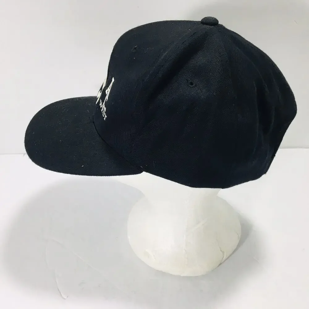 Genuine Merchandise & New Era vtg 1993