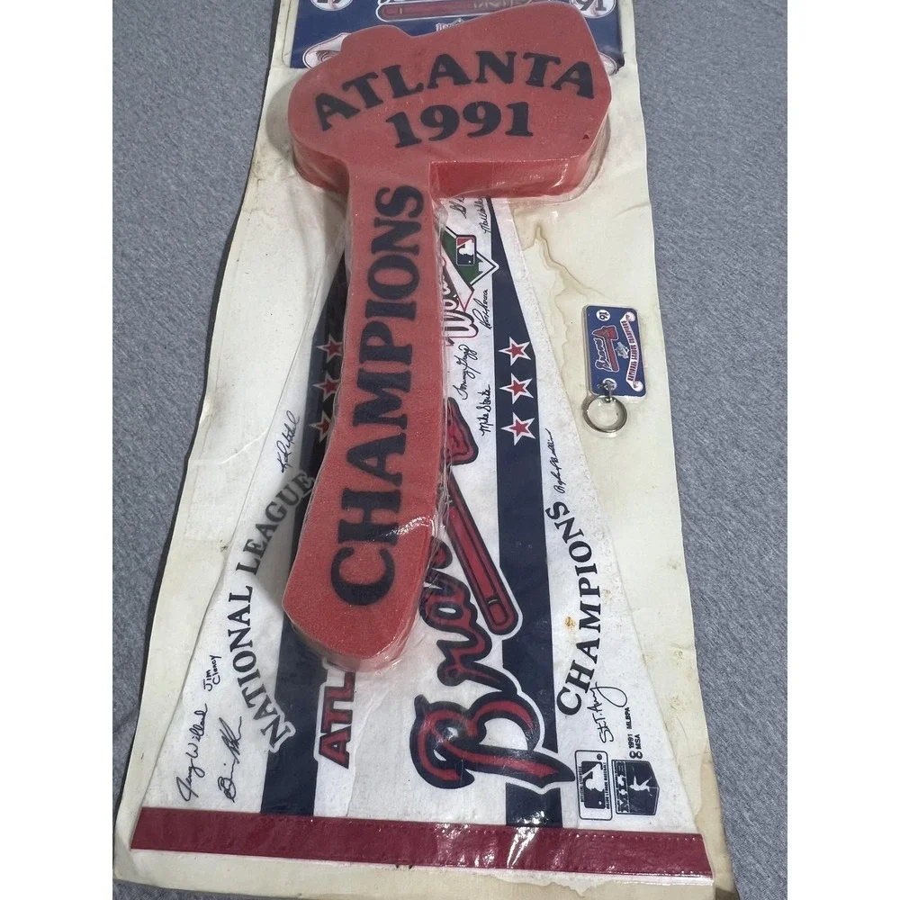 VTG Atlanta Braves Foam Tomahawk Tag Pennant Key Set‎ 91 MLB Baseball NL Champs