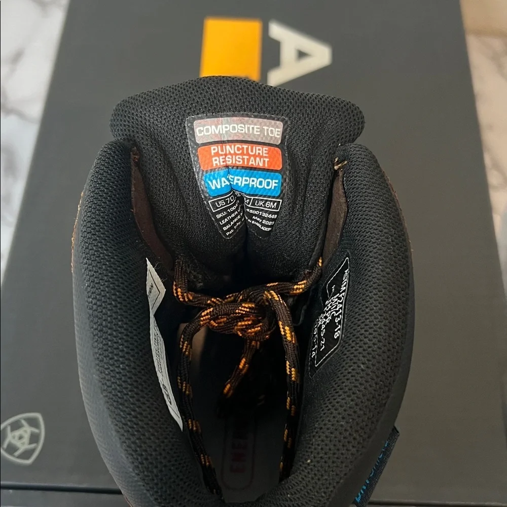 Ariat new tag