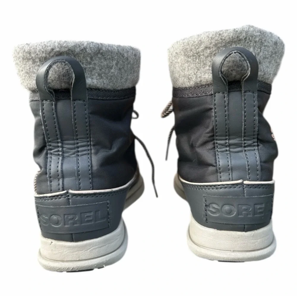 Sorel cozy lightweight