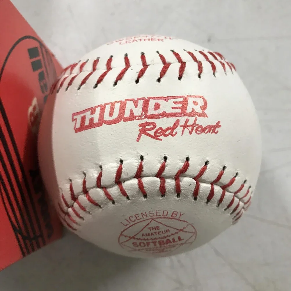 Dudley thunder red