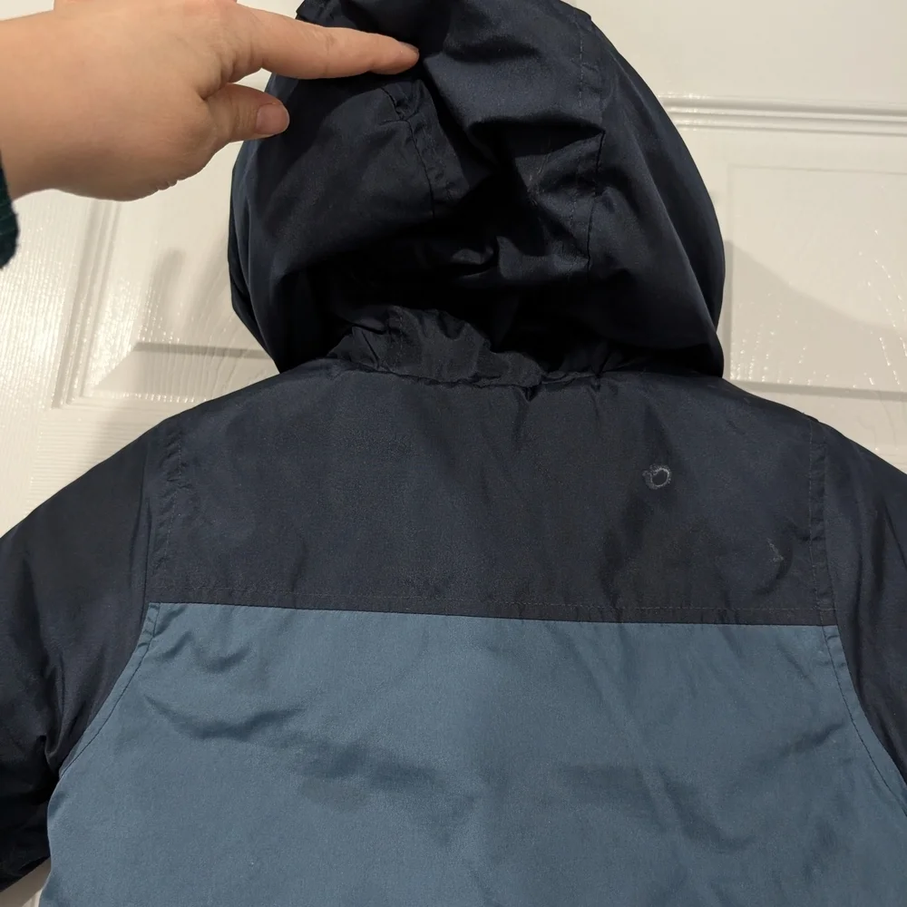 OshKosh B'gosh Toddler Boy Navy & Gray Colorblock Puffer Jacket in Size 3T