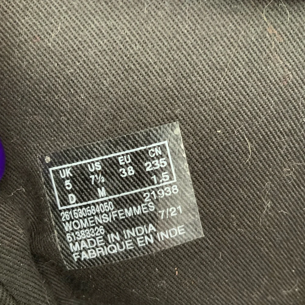 Clarks excellent pre