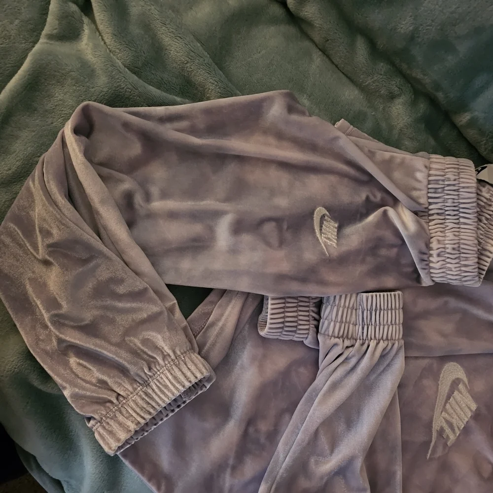 Nike logo activelifestyles set