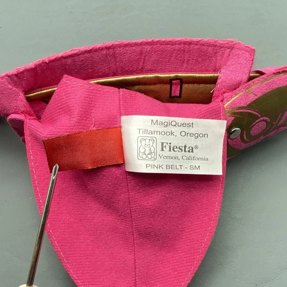 MagiQuest Pink Wand Belt Pouch Holster Small SM Fiesta Great Wolf Lodge
