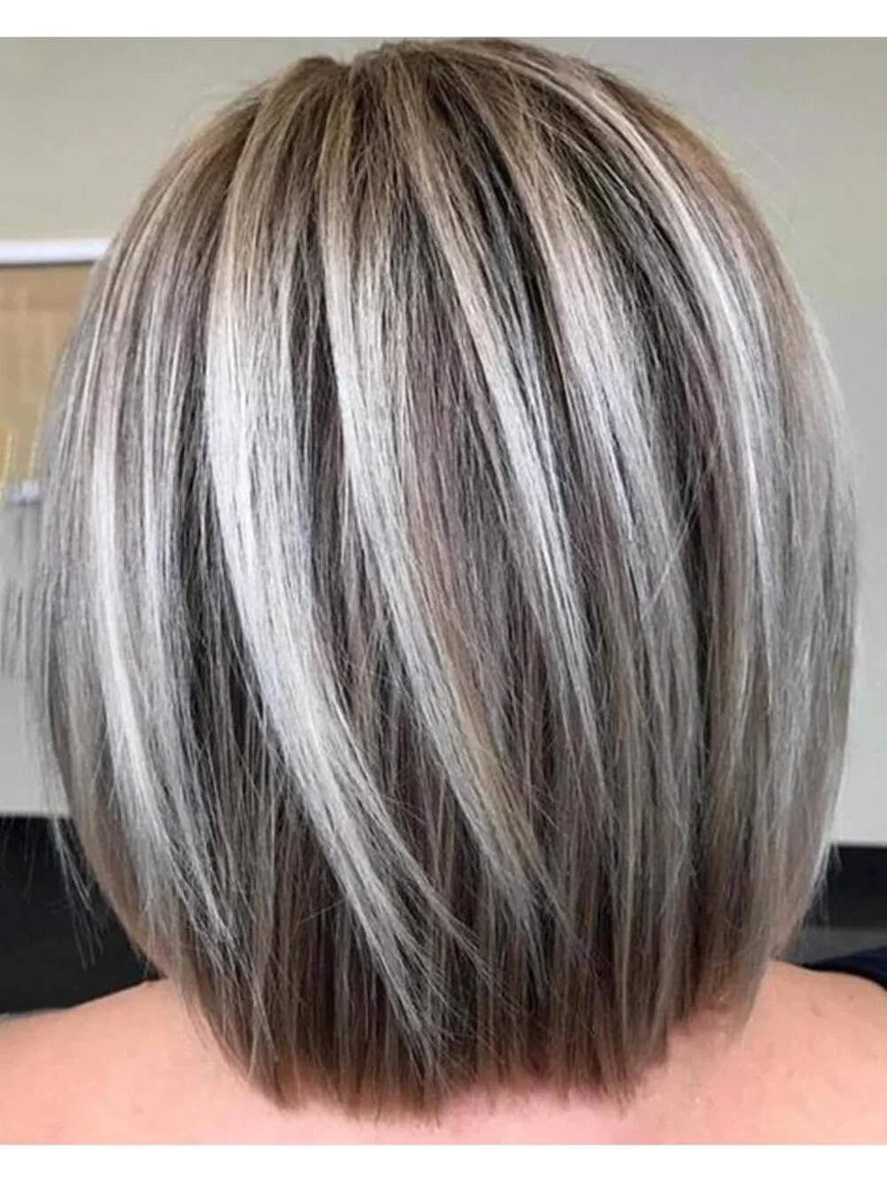 Women Platinum Brown 12 Inch Mid Length Heat Synthetic Straight Layered Bob Wigs