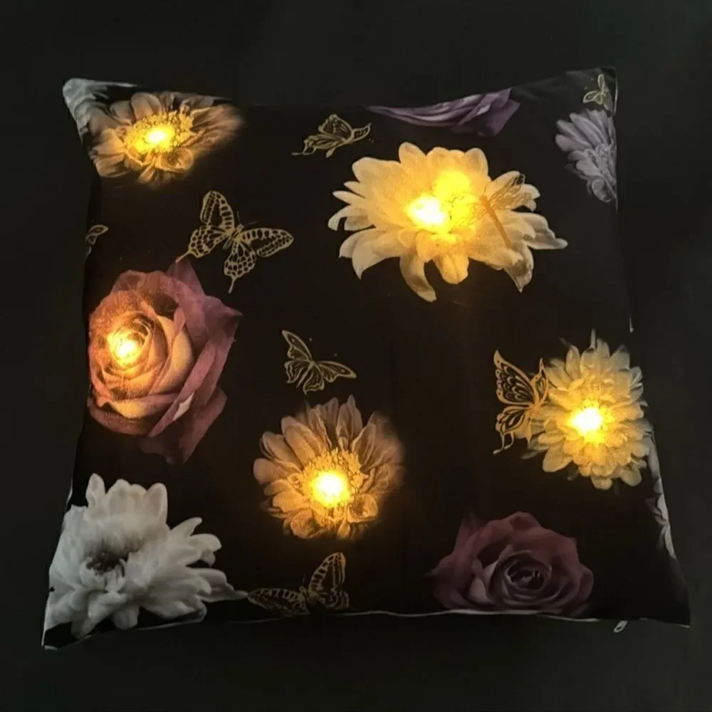 Light Up LED Decorative Flowers Throw Pillow Case 18”x18” NEW