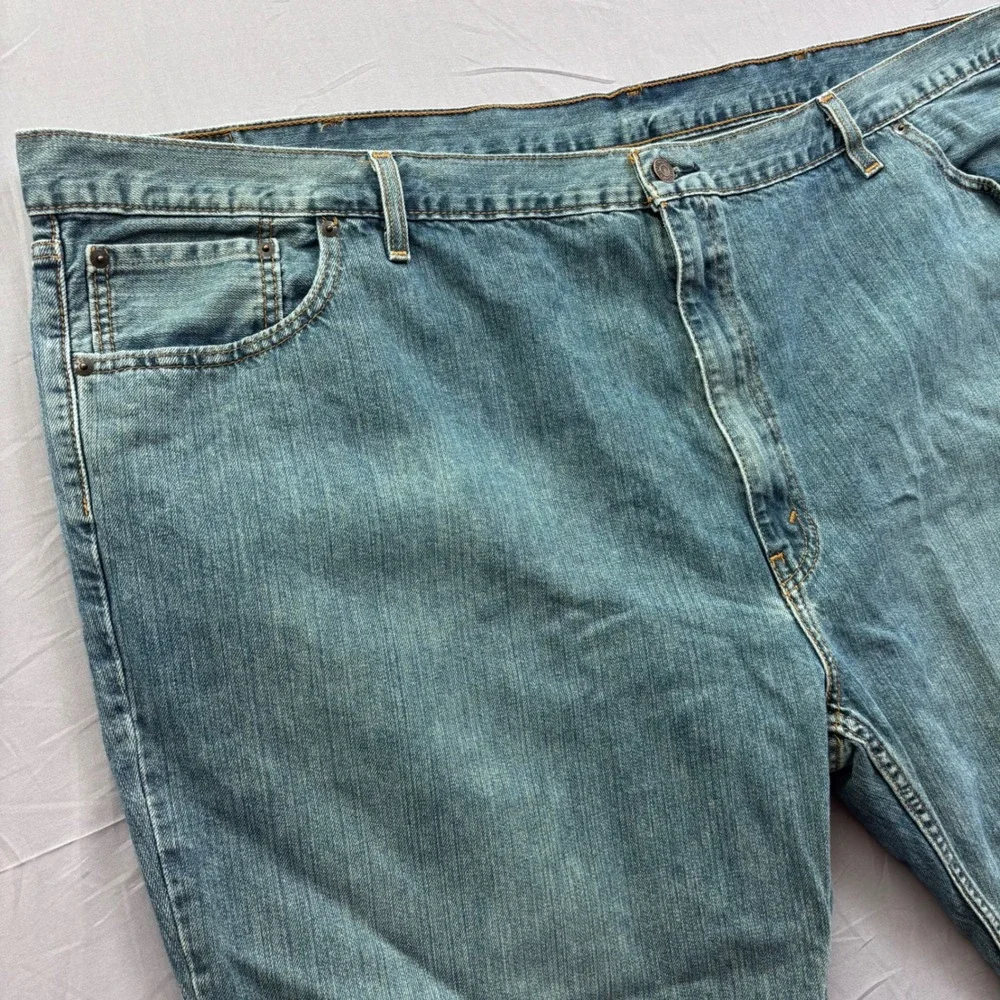 Levis levis 559