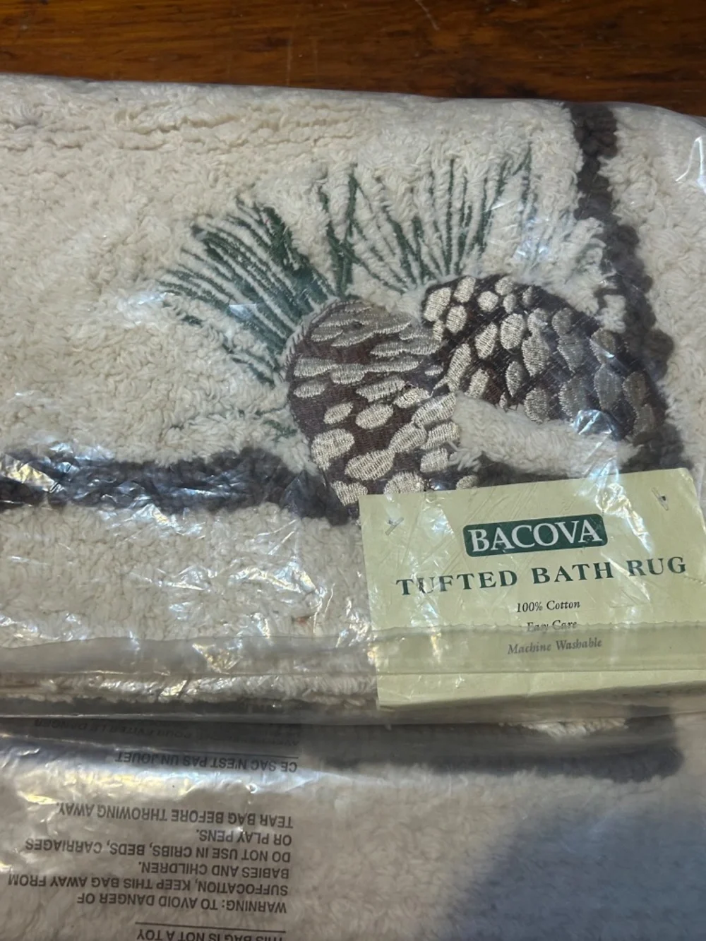 Bacova Tufted Bath Rug Pine Cone Branch 30” x 20” New