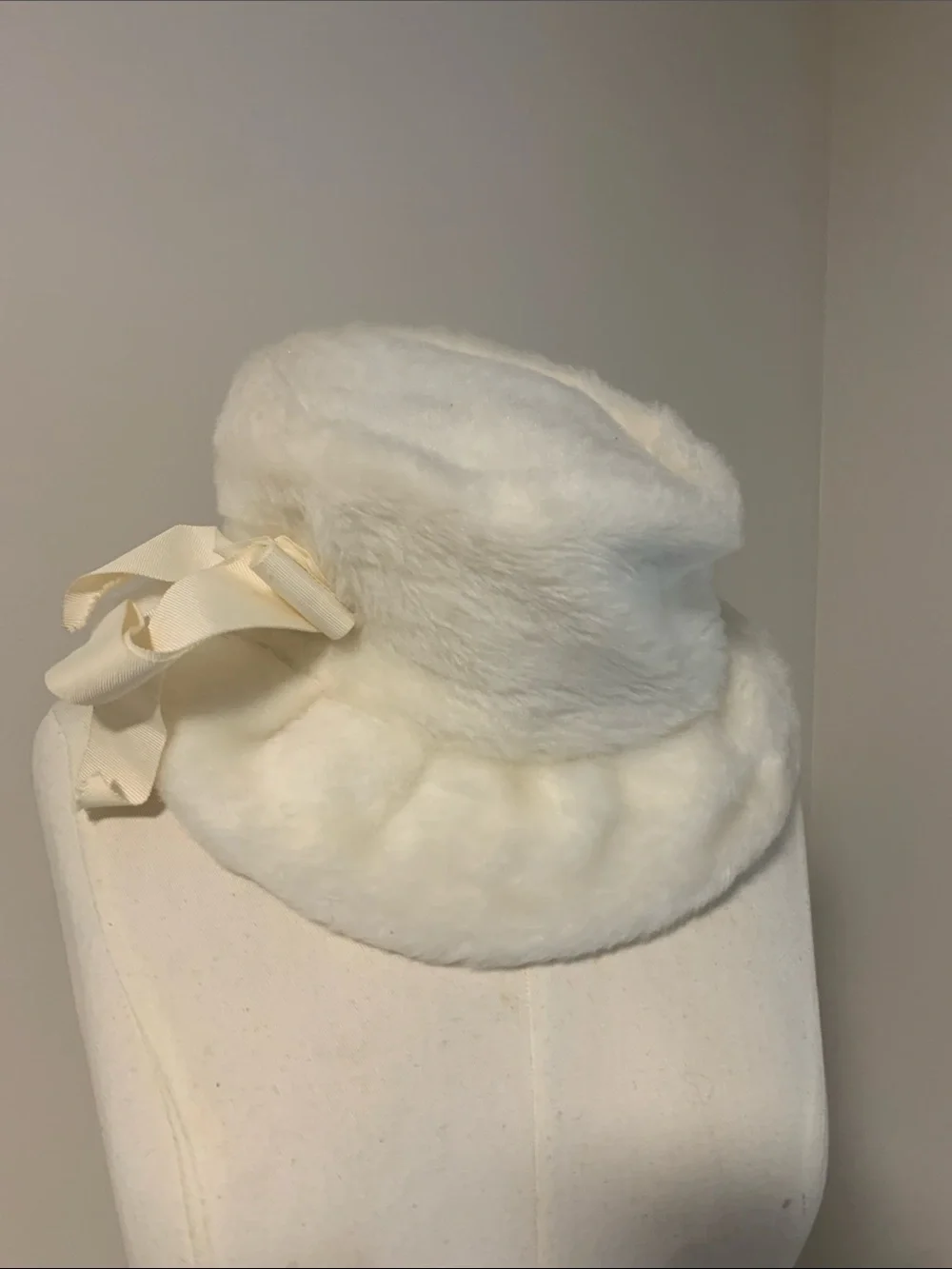 Vintage faux fur white womans hat