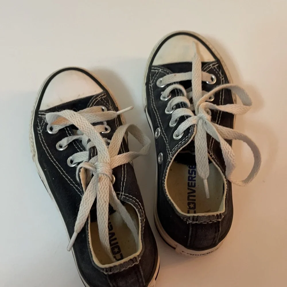 Converse all-star navy sneakers