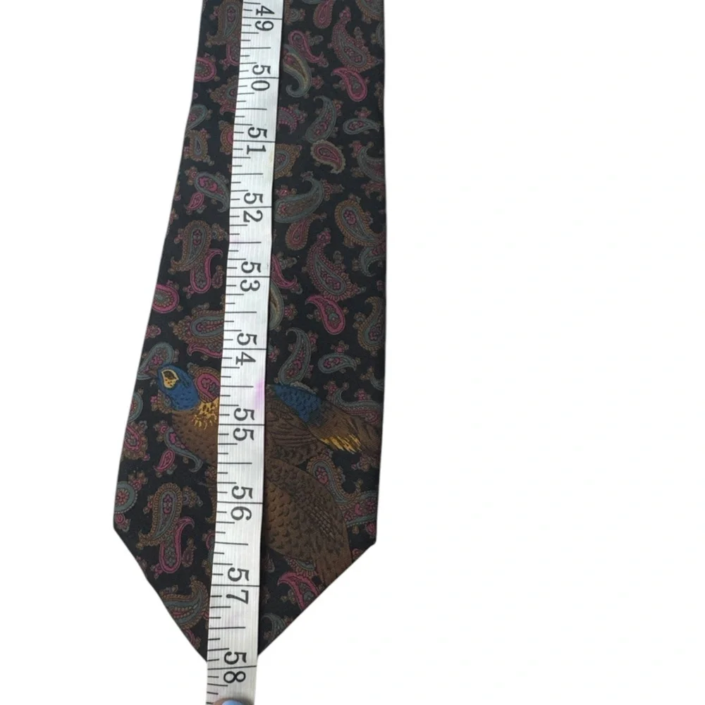 Michael Jacobs Collection Tie Real Ancient Madder Paisley Bird 100% Silk D403