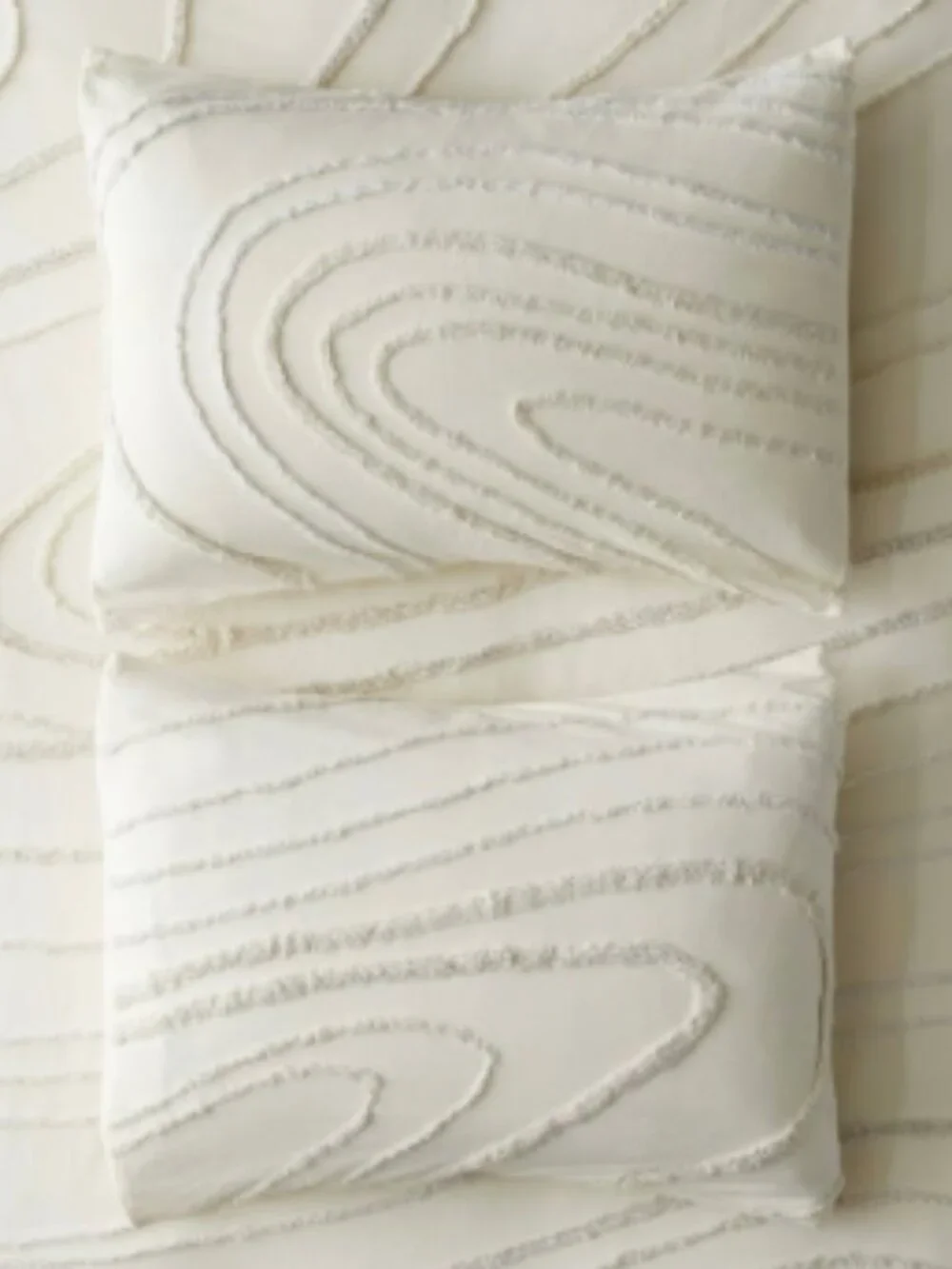 Urban Outfitters 100% Cotton Ivory Swirl Tufted Standard Sham Set 21x27