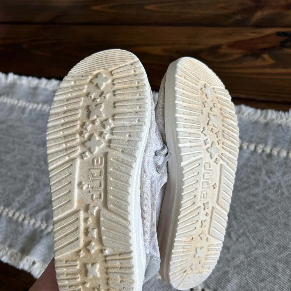 Hey Dude these stylish