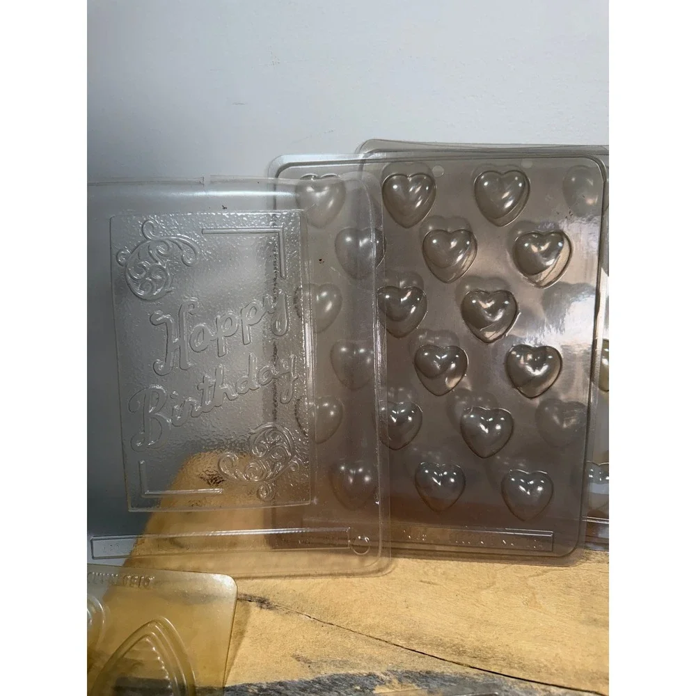 Vintage Bakers Plastic Chocolate Candy Mold‎ Lot Halloween Hearts Birthday 14 pc