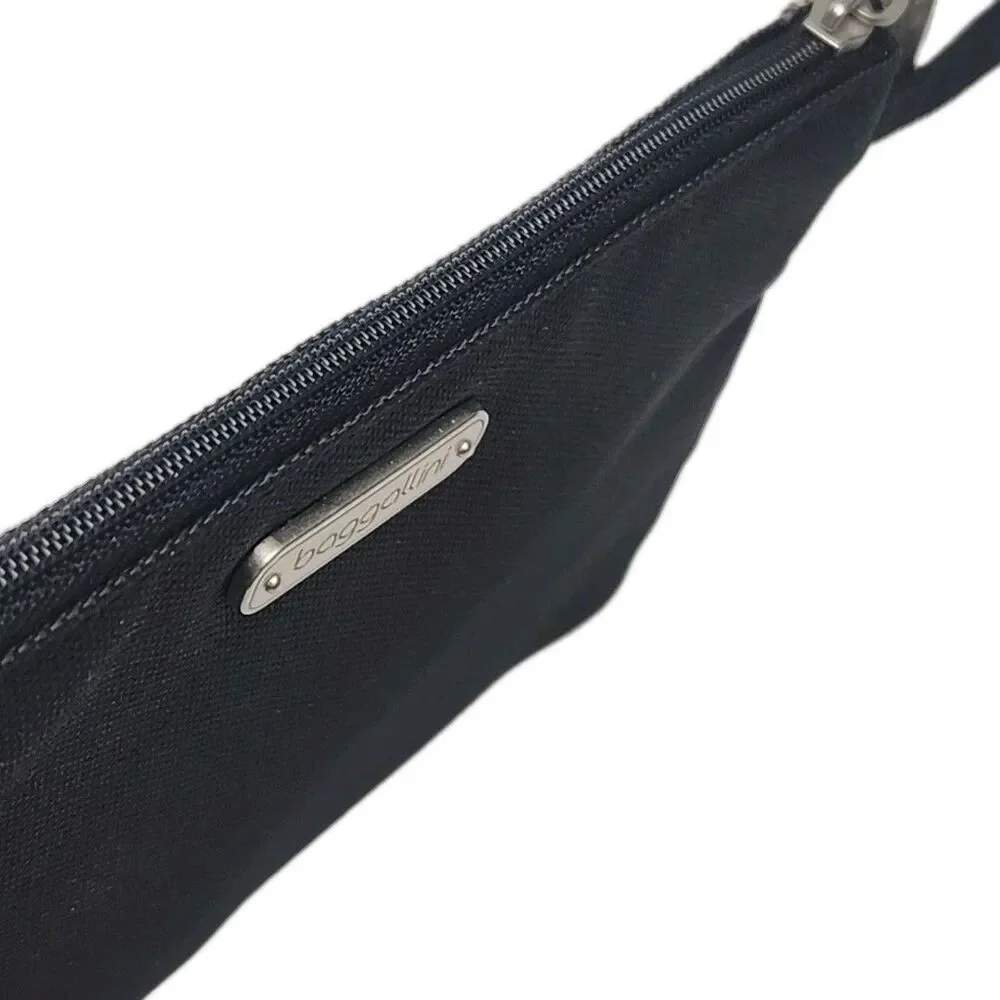Baggallini wristlet wallet
