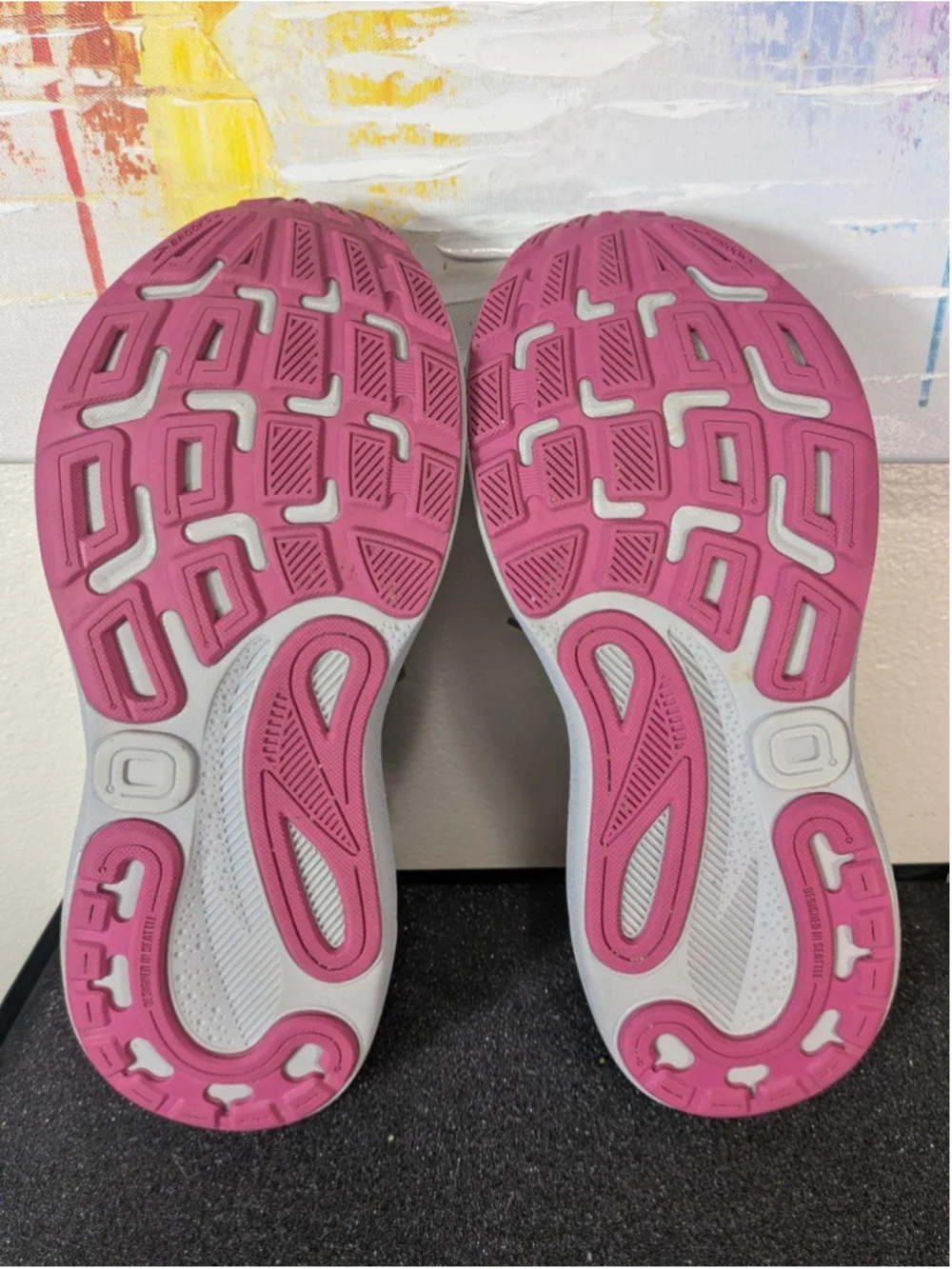 Brooks Adrenaline GTS 23 Shoes Womens 9 Wide Gray Running Sneakers 1204261D019