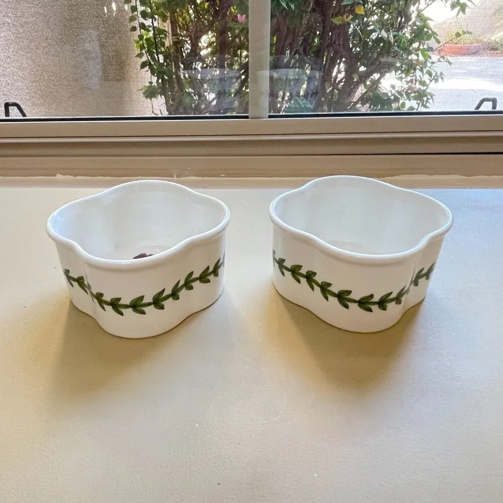 New Portmeirion Botanic Garden Set of 2 Ramekin Dishes Scallop Daisy Mini Bowl