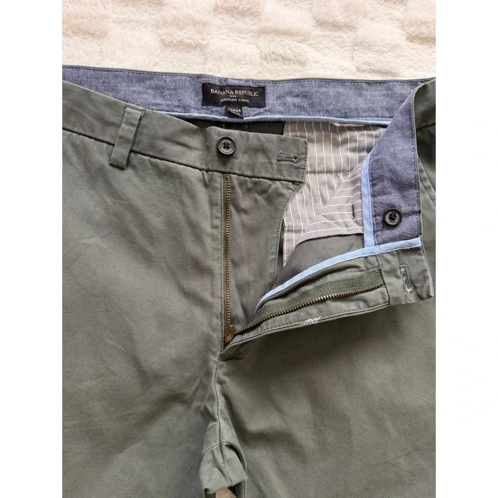Banana Republic contrasting 33 chino