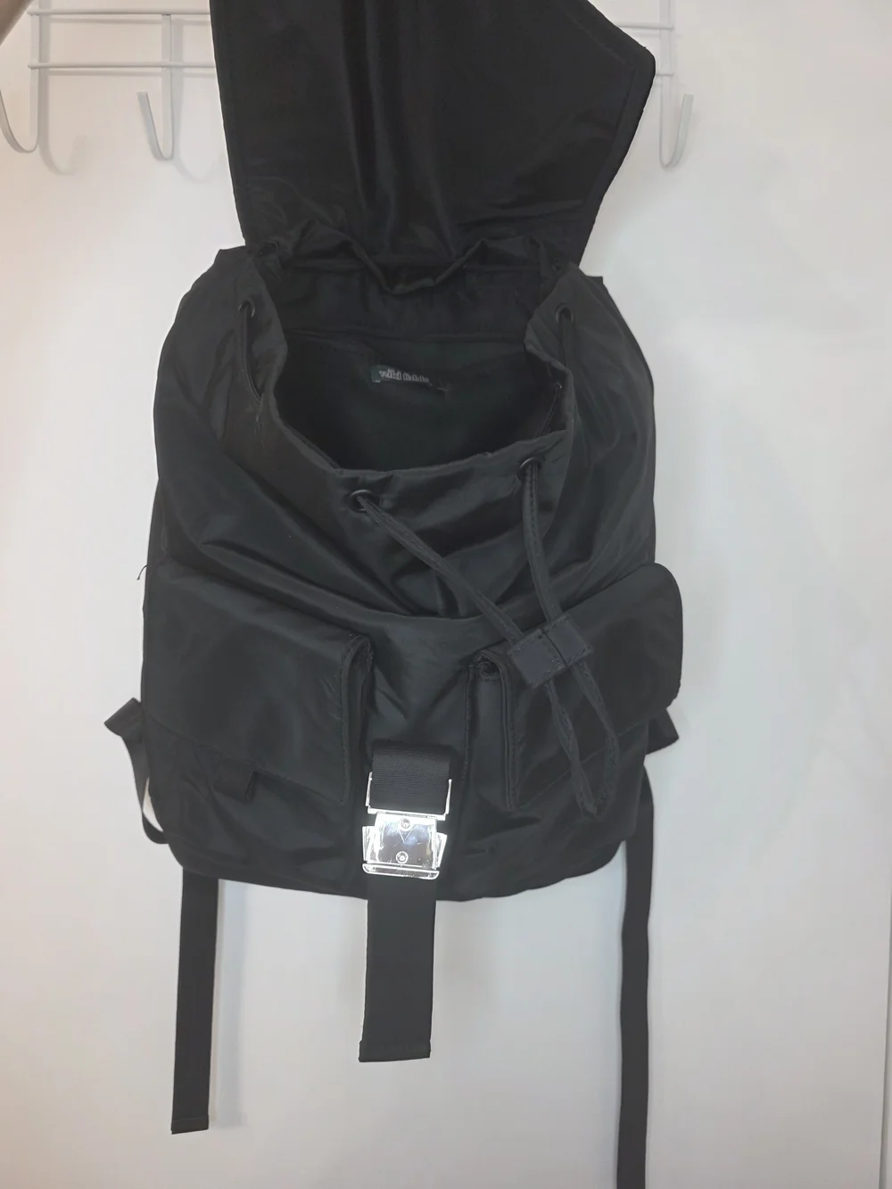 wild fable sleek black