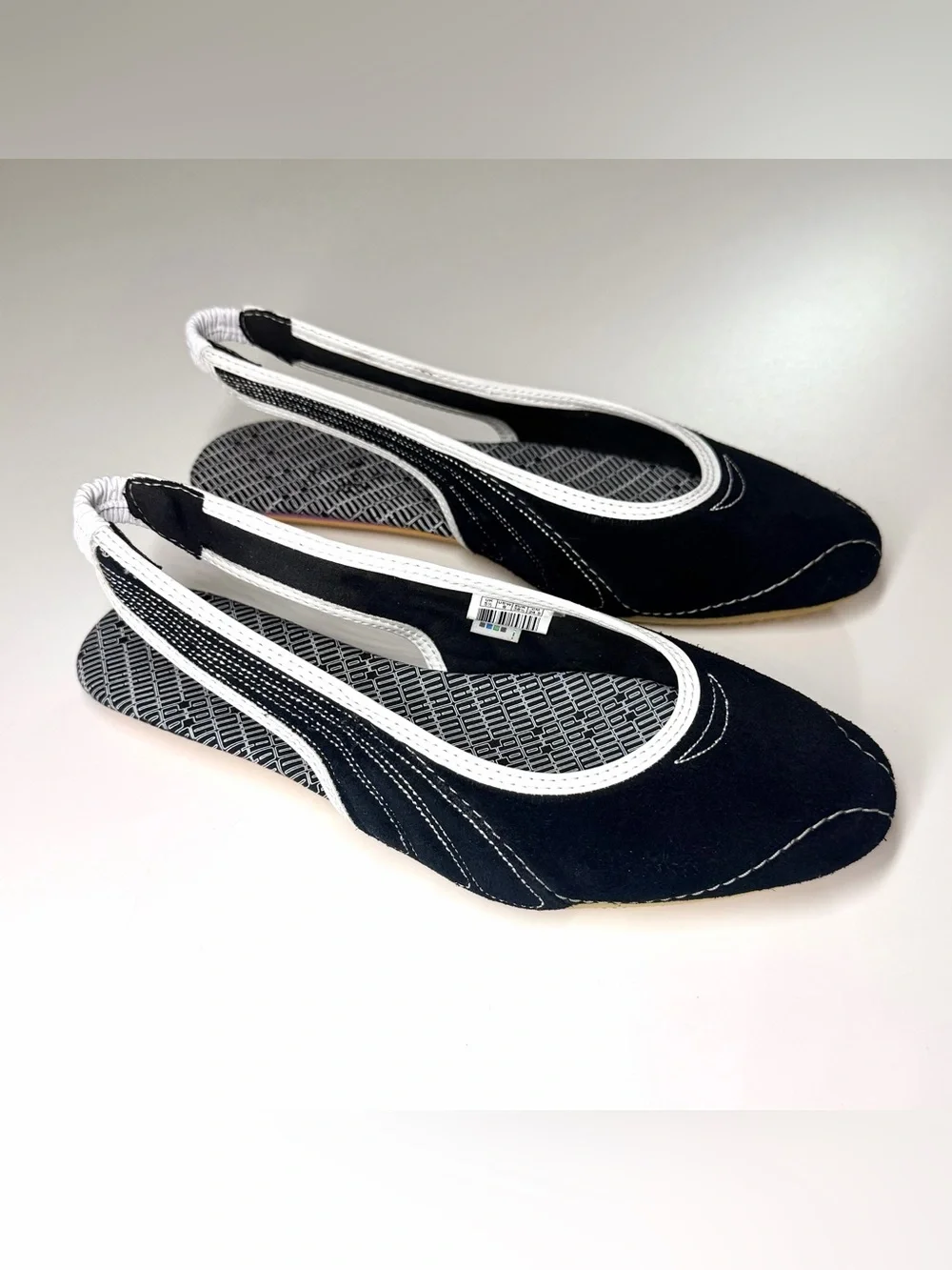 Puma Women's Slingy Black and White Slip-On Ballet Flats Sandals Size- 8