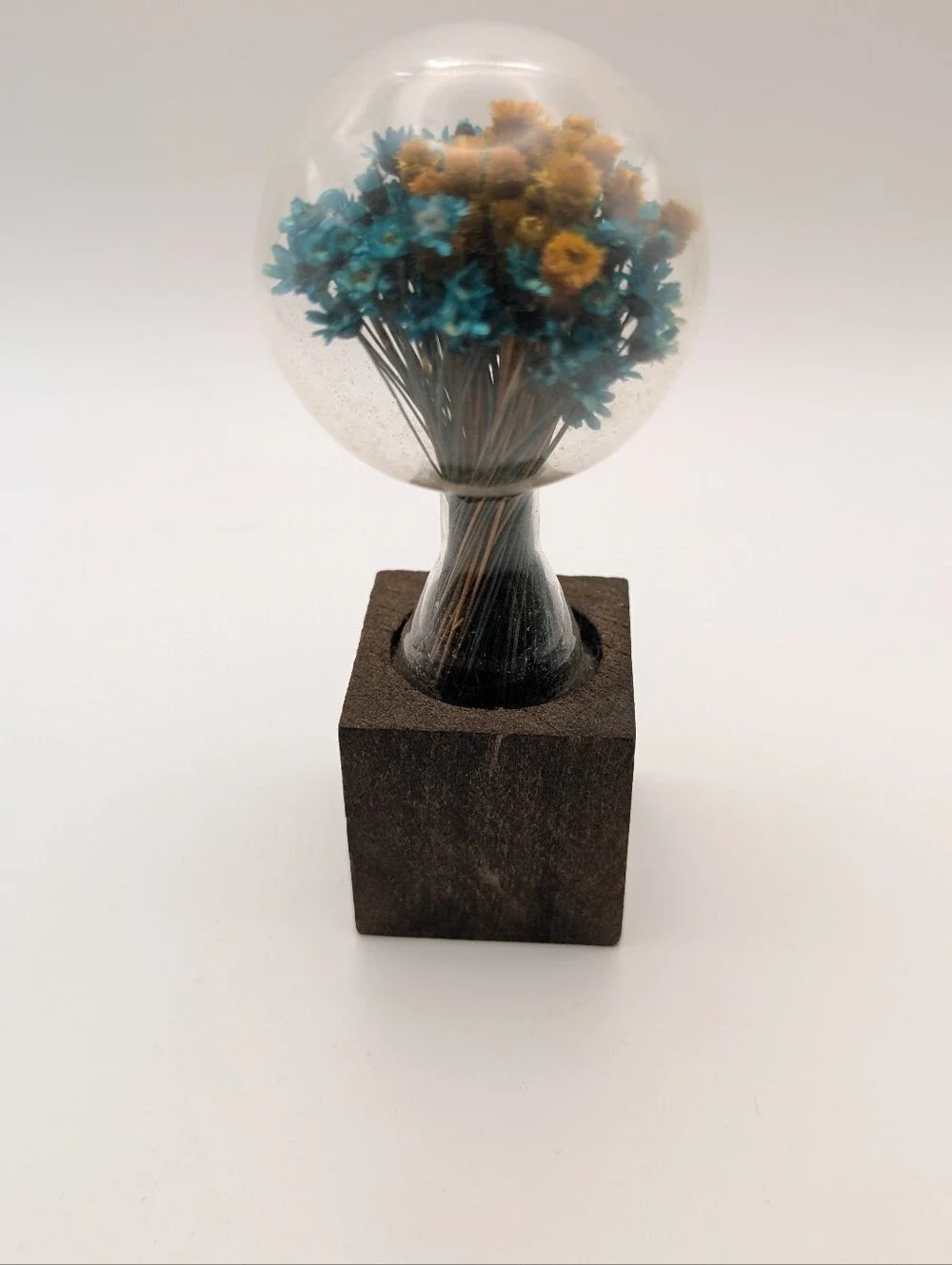 Vtg Dried Flowers Glass Wood 1970s Cottage Core Fairy Farm Country Paperweight