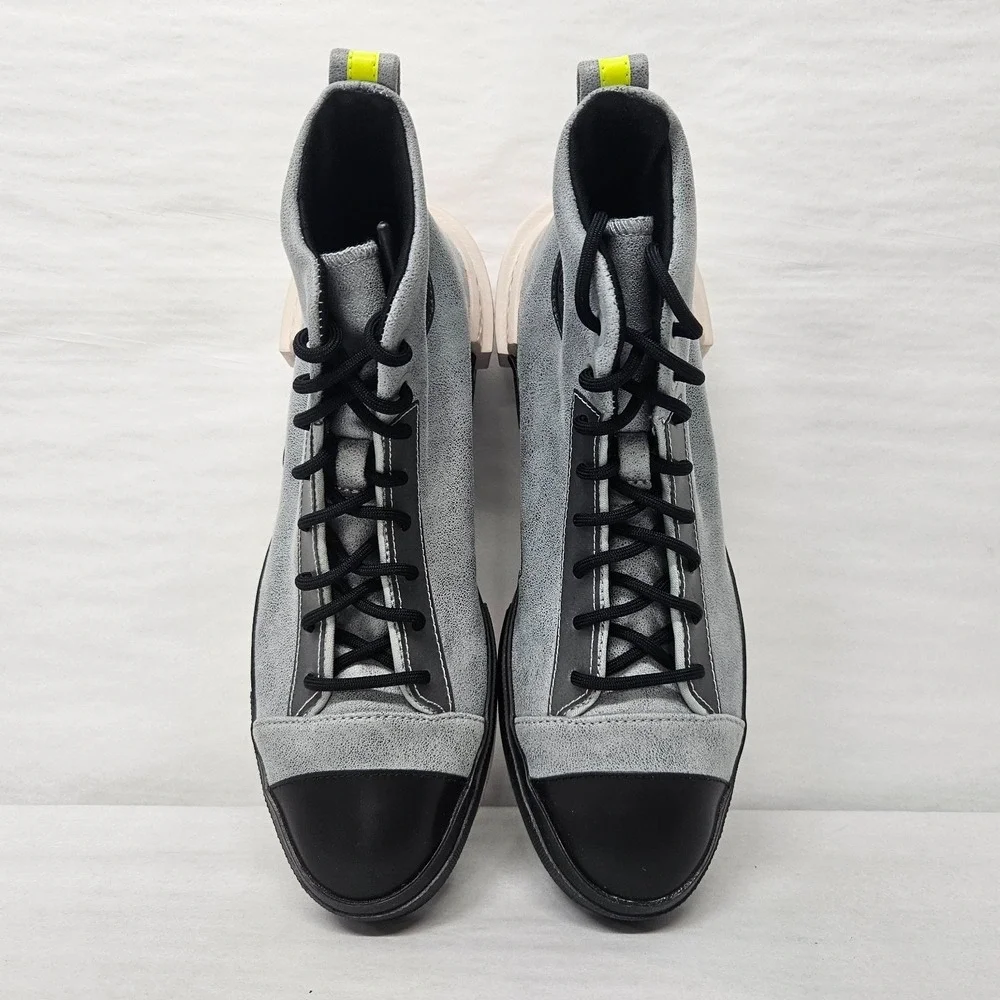 Converse this pair