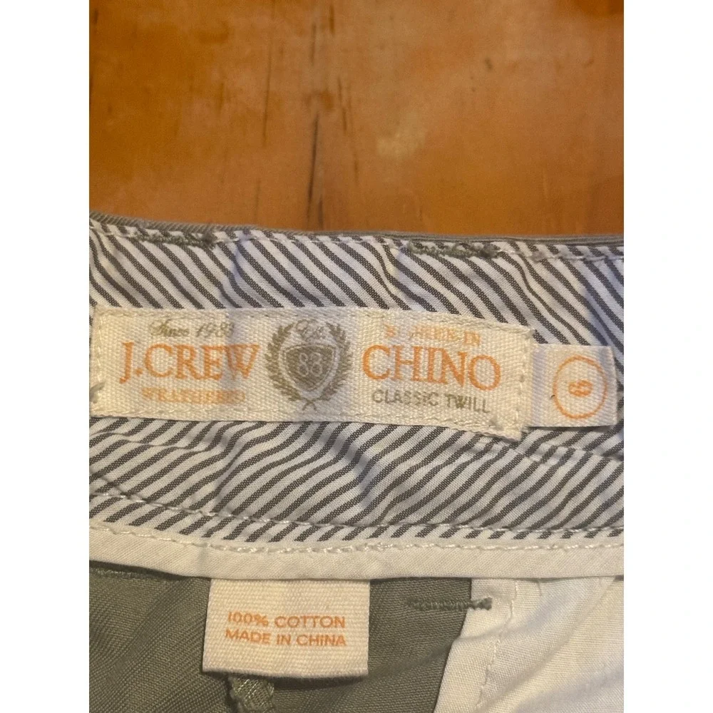 J. Crew Chino Shorts W‎ Size 6 Olive Green Weathered Classic Twill Cotton Preppy
