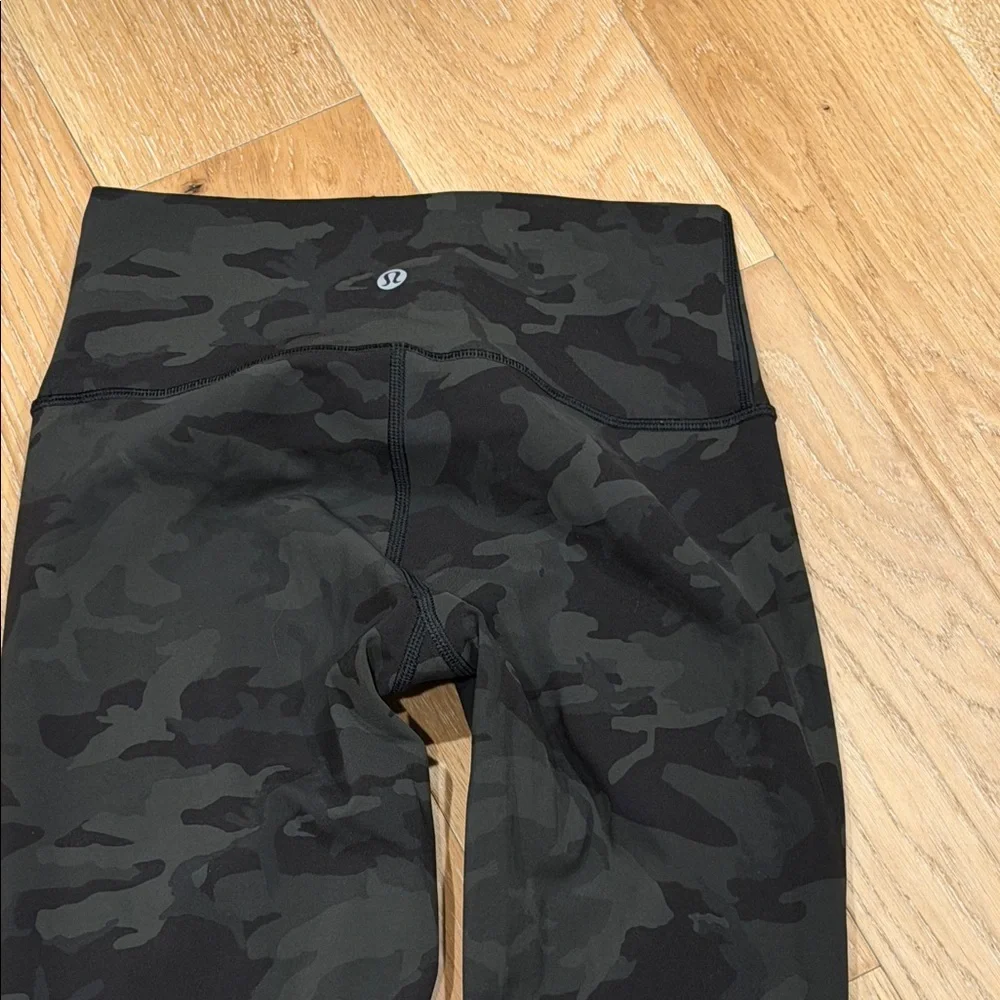 Lululemon Athletica wonder under green Camouflage Leggings 4‎
