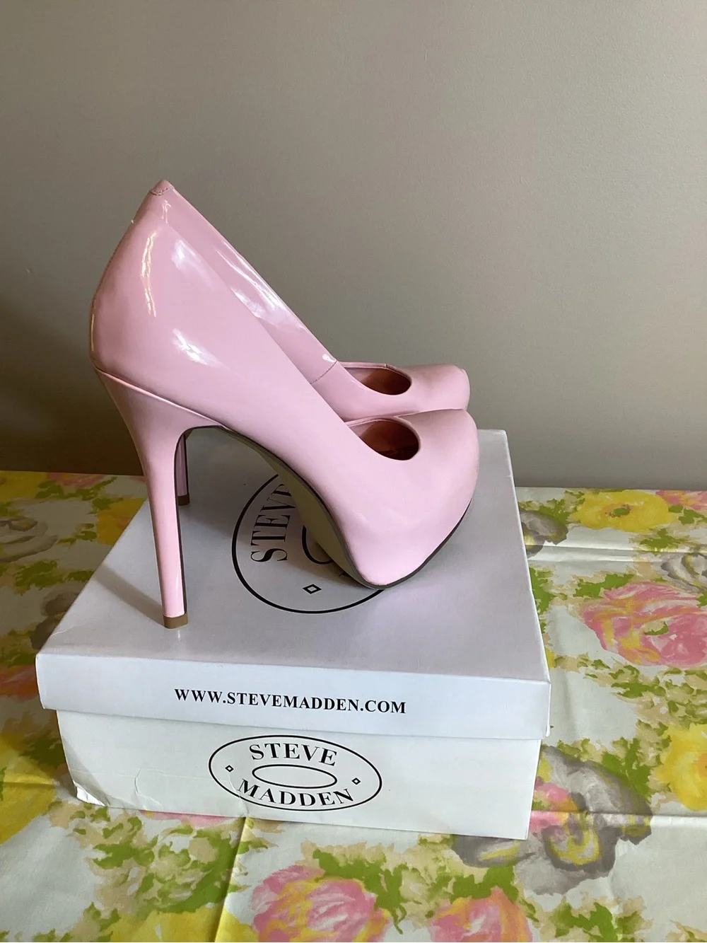 Steve Madden Blush Pink Patent Platform Stiletto Pumps NIB