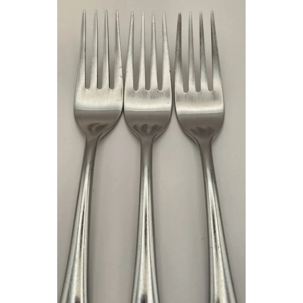 Oneida ICARUS Glossy Set of 3 Dinner Forks Stainless Flatware‎ Glossy Silverware