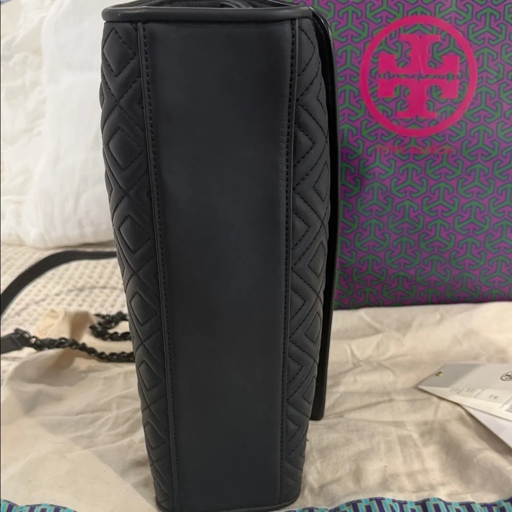 Tory Burch tory burch